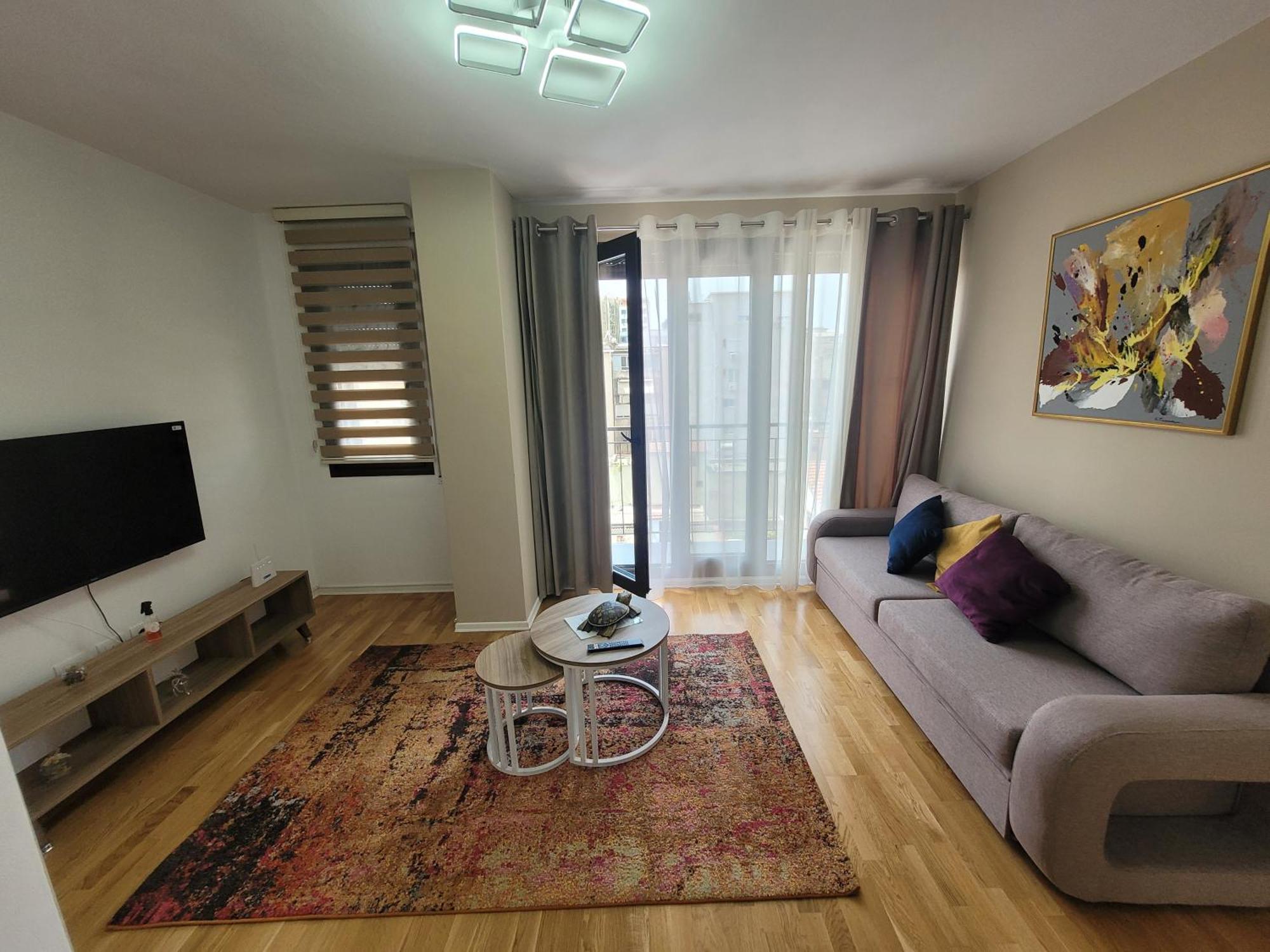 Sui' Apartment Tirana Esterno foto